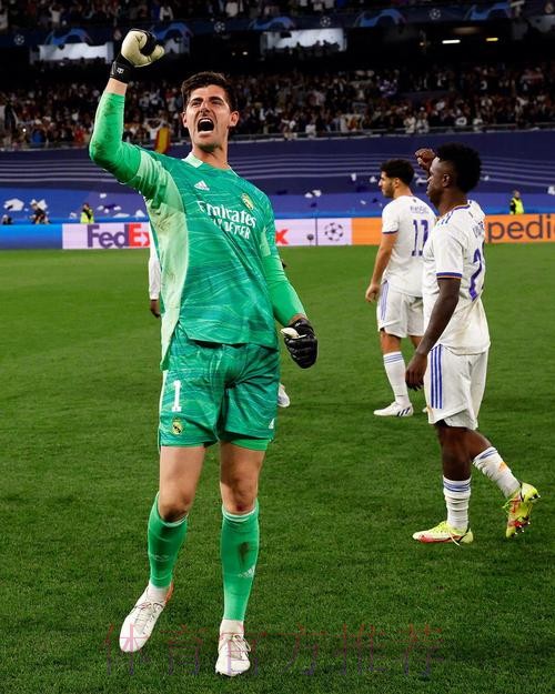 记者:库尔图瓦就像一堵墙 他处在职业生涯最佳时期